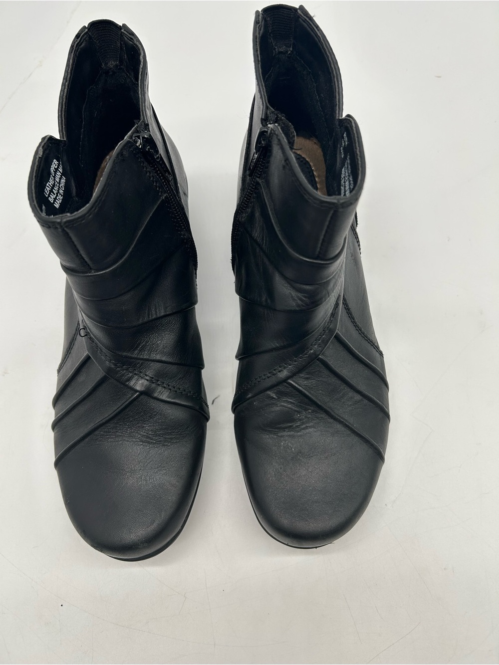 Earth Origins Women's Black Leather Ankle Bootie - Classic Comfort Zip Closure 8